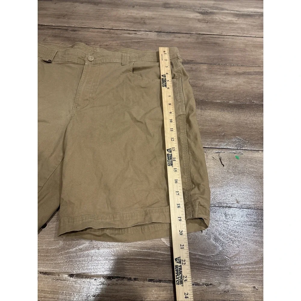 Columbia‎ Tan Beige Shorts Flat Front Men's Size 38